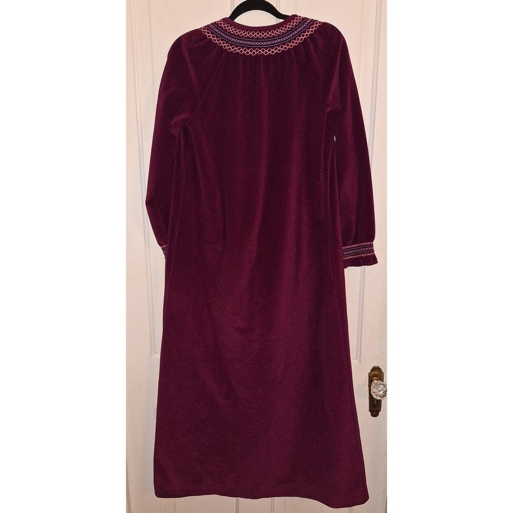 Vintage Vanity Fair 3/4 Zip Burgundy Robe House Coat Maxi‎ Multicolor Embroidery - Picture 2 of 7